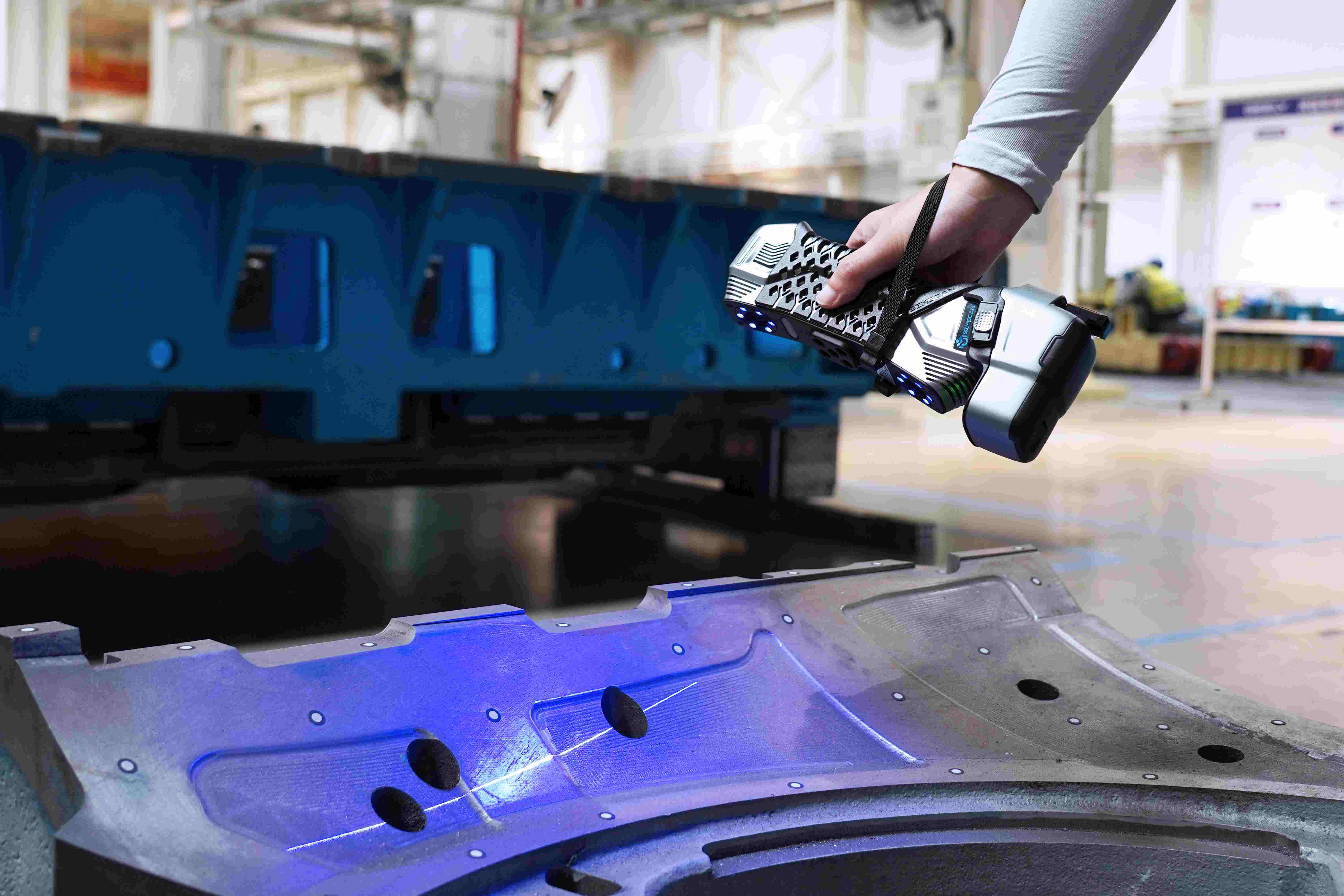 思（sī）看 SIMSCAN-E智能無線掌（zhǎng）上型三（sān）維掃描儀